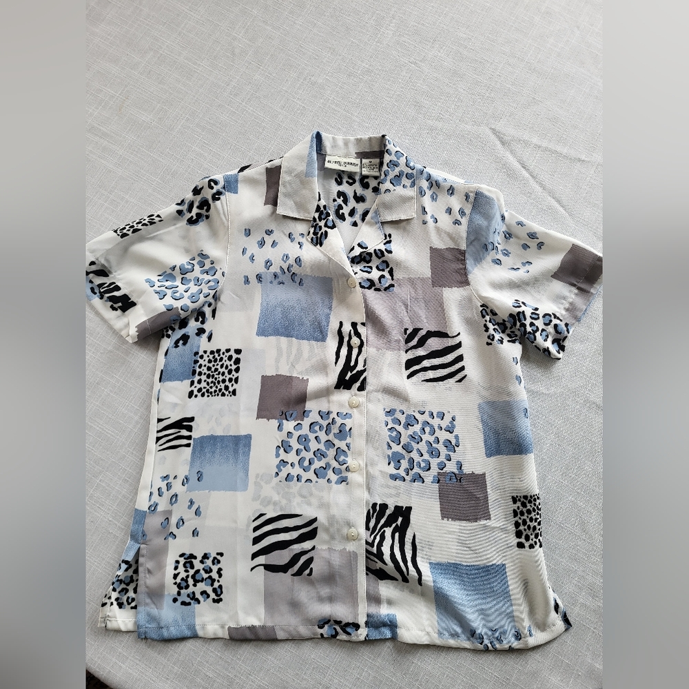 Alfred Dunner Animal Print Button Down (Blue) - Size 6p